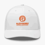 Casquette blanche signée ALEXANDRE BOULANGER